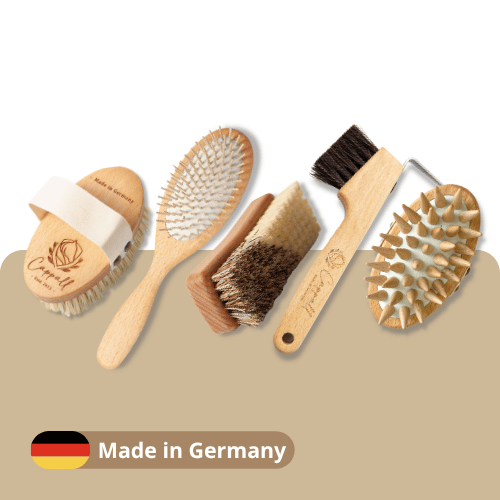 Deluxe horse grooming set